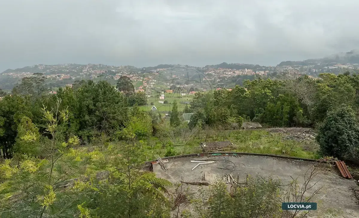 Terreno à venda em Santana