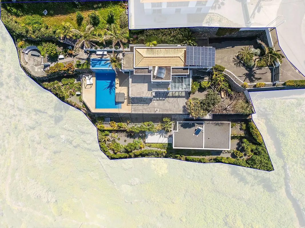 Moradia T3 de luxo à venda em Fajã da Ovelha, Calheta (Madeira)