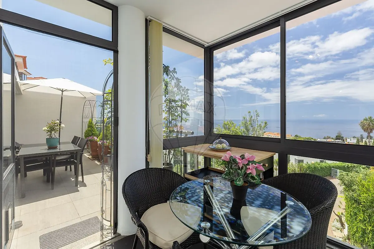 Apartamento T3 - Caniço, Santa Cruz