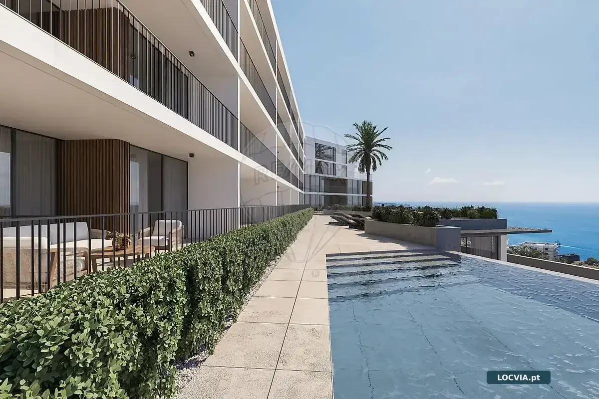 Apartamento T3 à venda em Câmara de Lobos