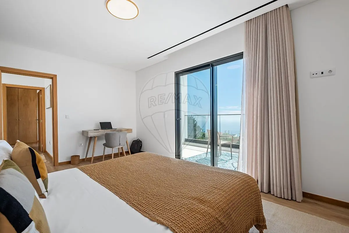 Moradia T3 à venda em Prazeres, Calheta (Madeira)