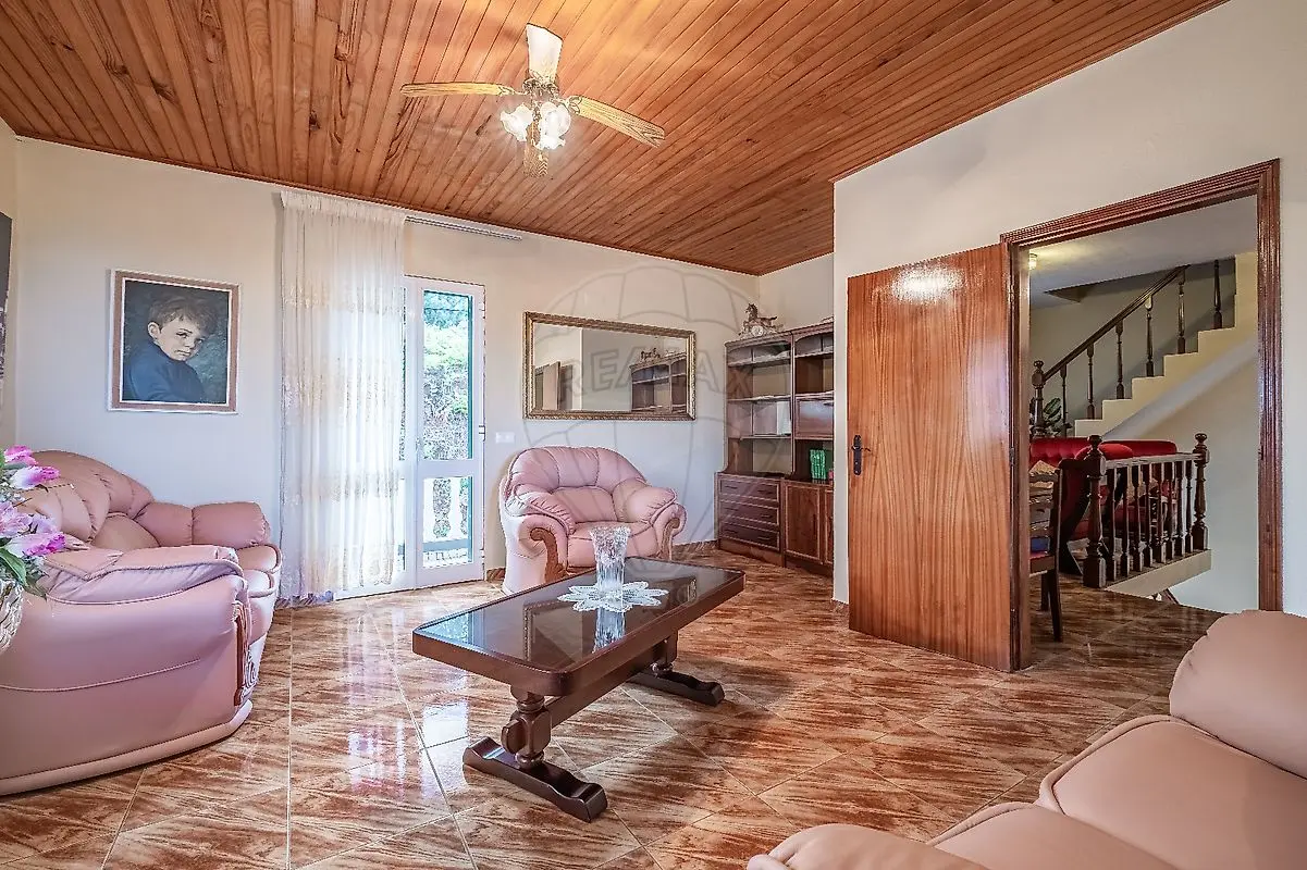 Moradia T3 à venda em Prazeres, Calheta (Madeira)