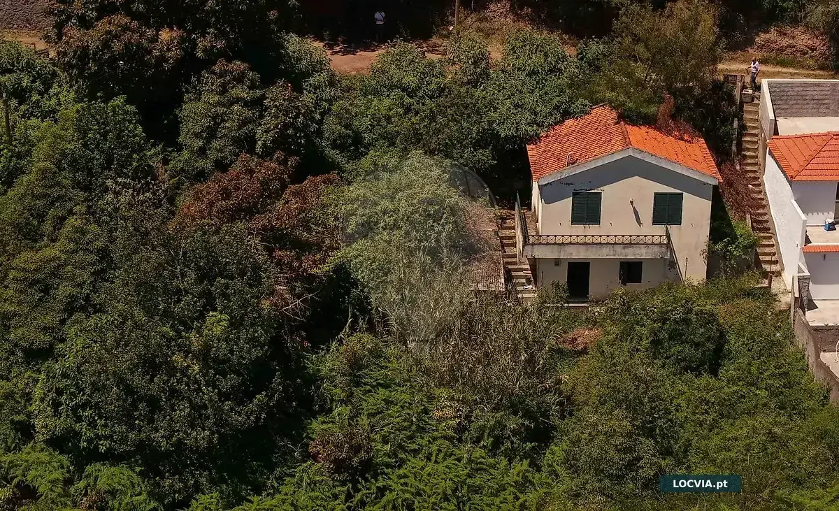Moradia T4 - Caniço, Santa Cruz