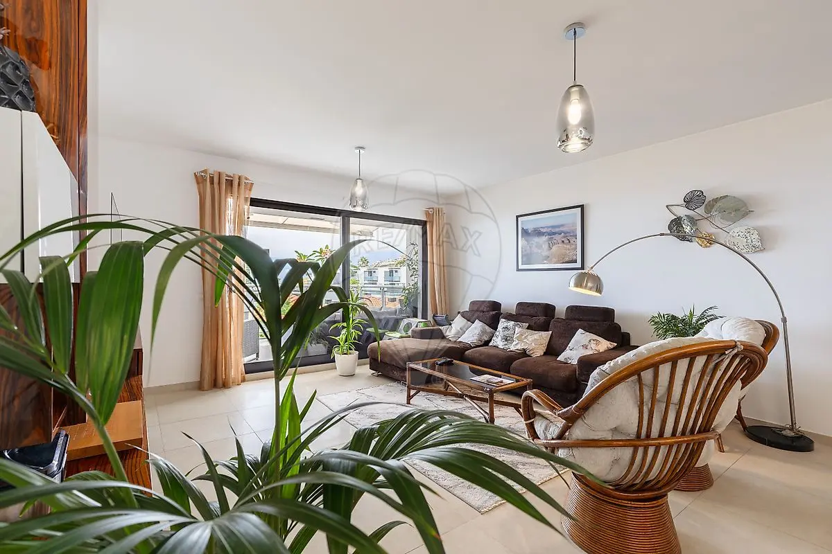 Apartamento T3 - Caniço, Santa Cruz