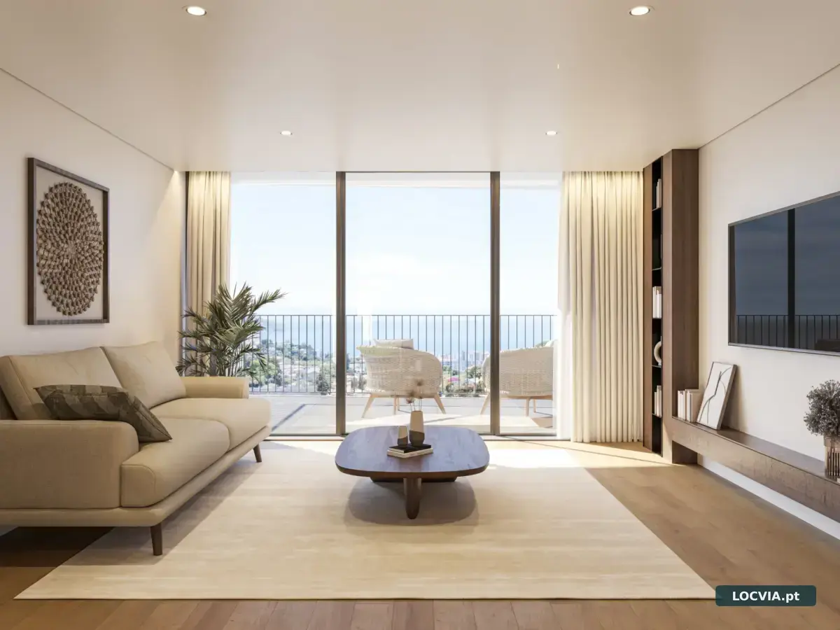 Apartamento T3 com vista mar e cidade