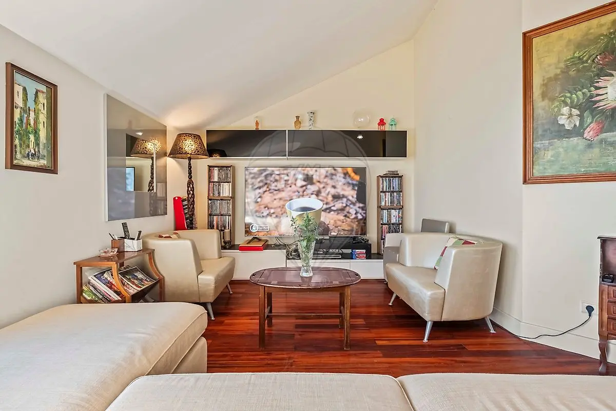 Apartamento T5 de luxo à venda em Santa Luzia, Funchal