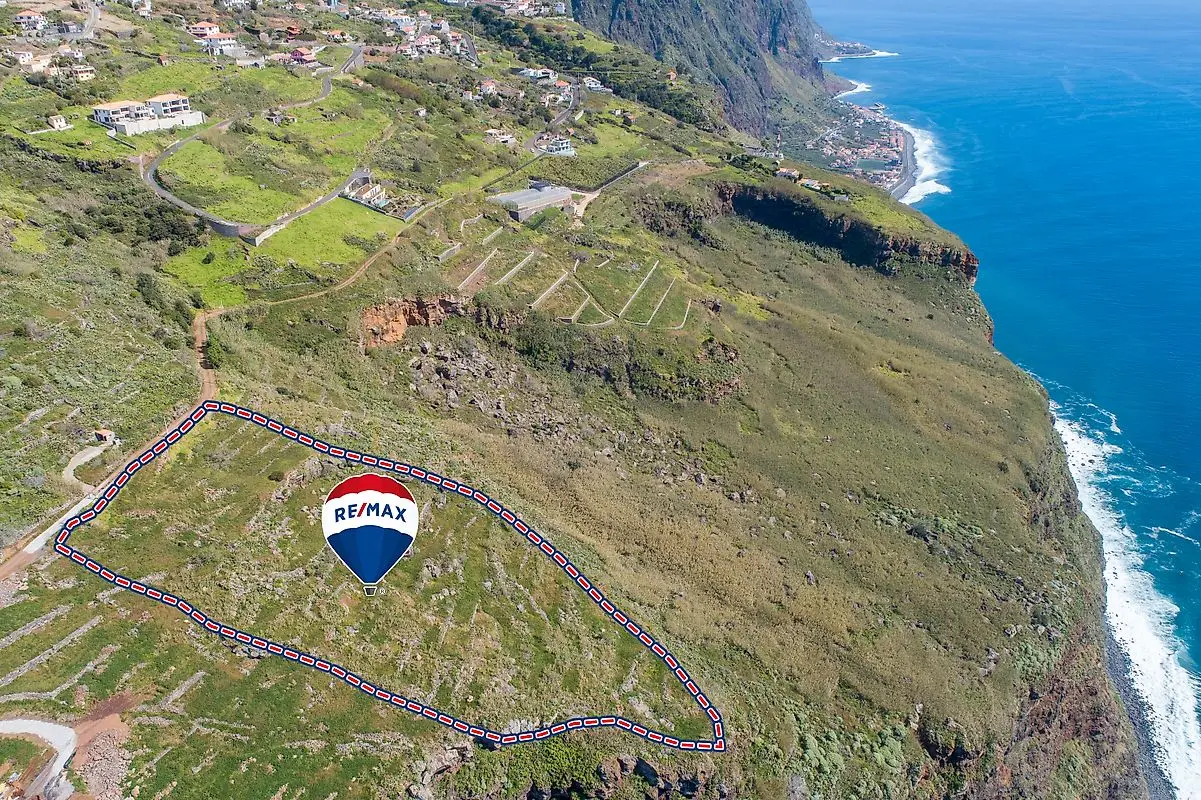 Terreno à venda em Fajã da Ovelha, Calheta (Madeira)