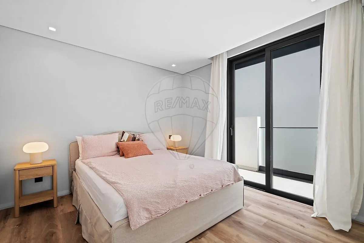 Apartamento T2 para arrendar em São Martinho, Funchal