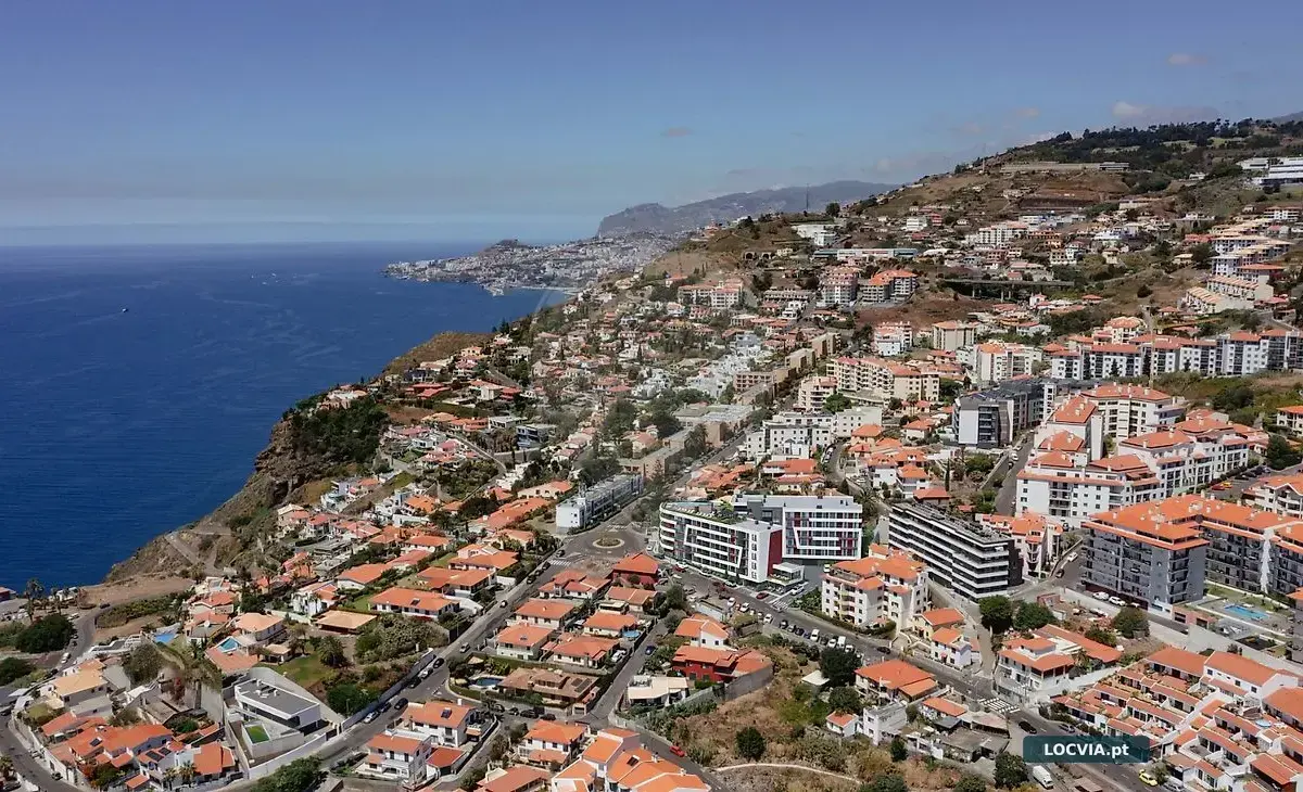 Apartamento T2 à venda em Caniço, Santa Cruz