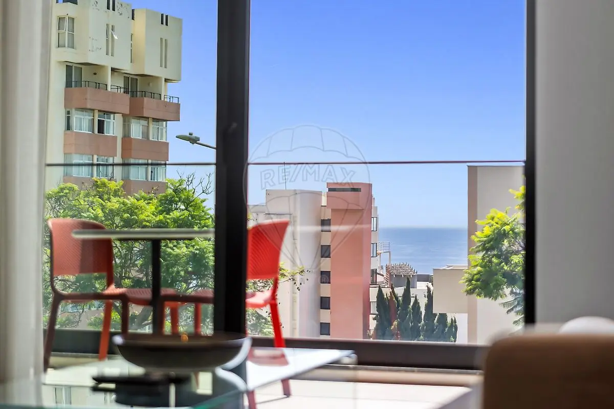 Apartamento T2 para arrendar em São Martinho, Funchal