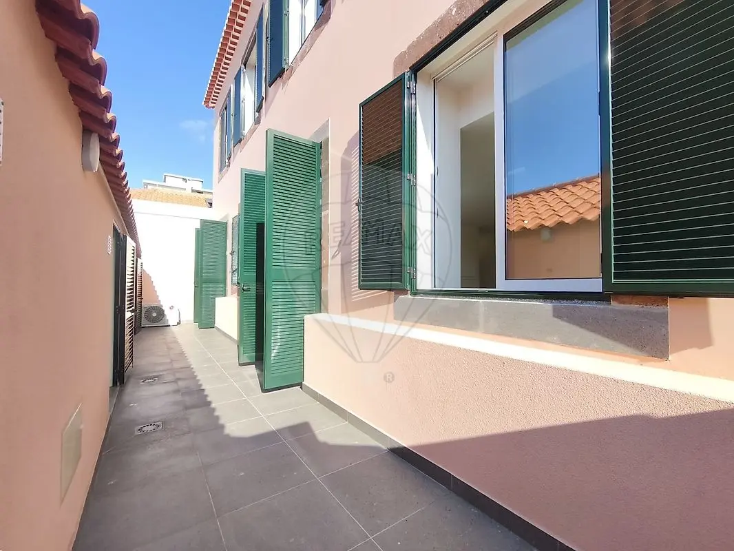 Apartamento T2 à venda em Sé, Funchal