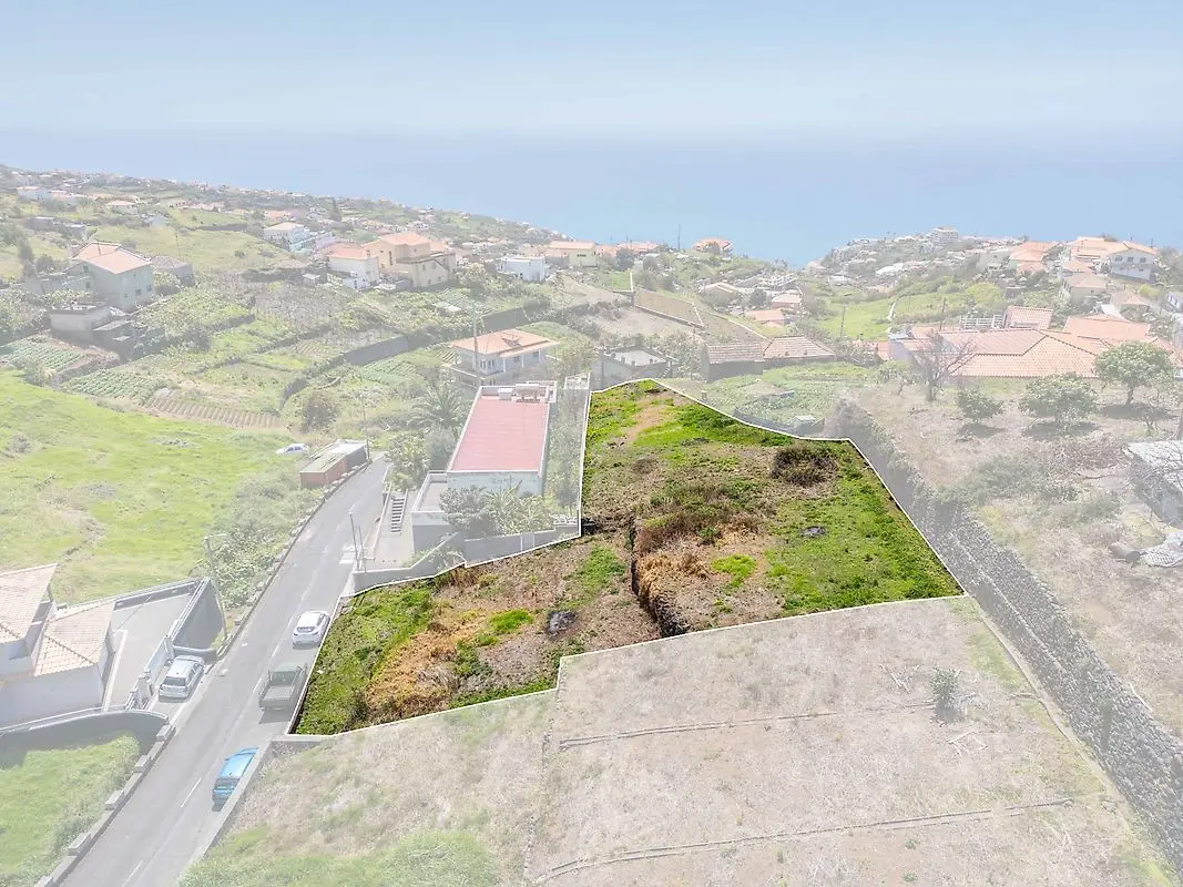 Terreno à venda em Calheta, (Madeira)