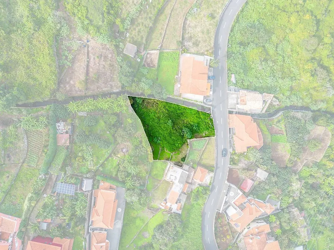 Terreno à venda em Machico