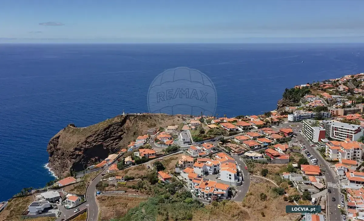 Apartamento T2 à venda em Caniço, Santa Cruz