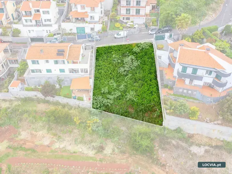 Terreno à venda em Camacha, Santa Cruz