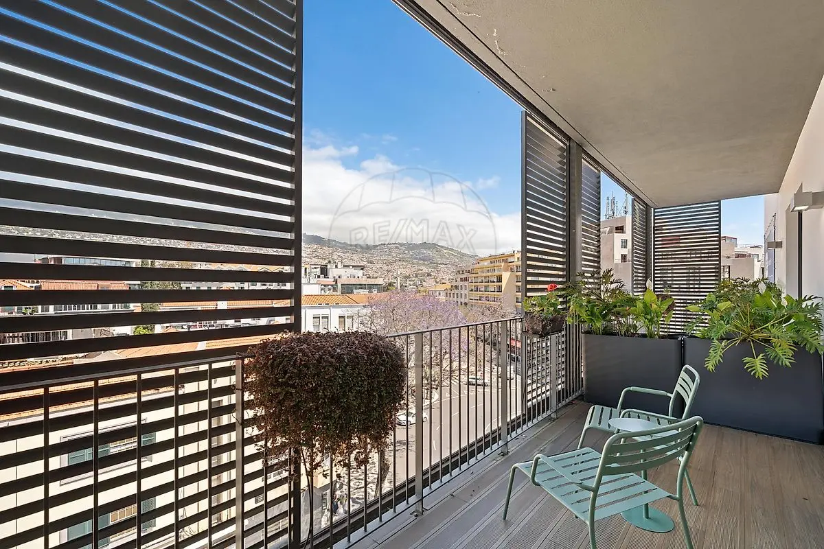 Apartamento T4 de luxo à venda em Sé, Funchal