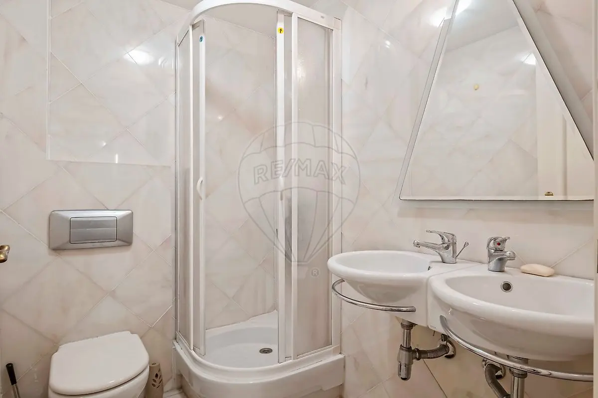 Apartamento T5 de luxo à venda em Santa Luzia, Funchal