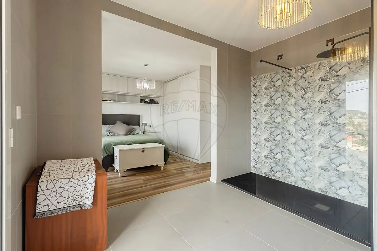 Moradia T4 à venda em Imaculado Coração Maria, Funchal