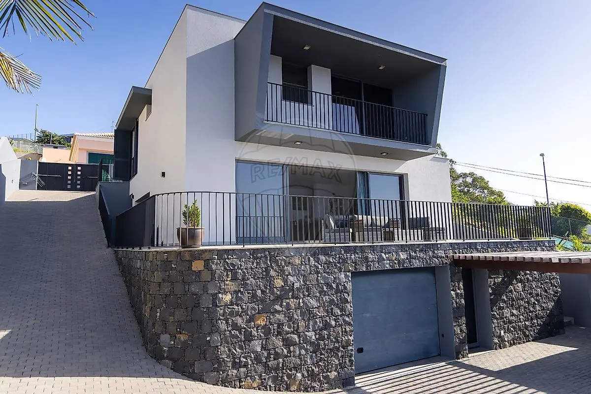 Moradia T3 à venda em Quinta Grande, Câmara de Lobos