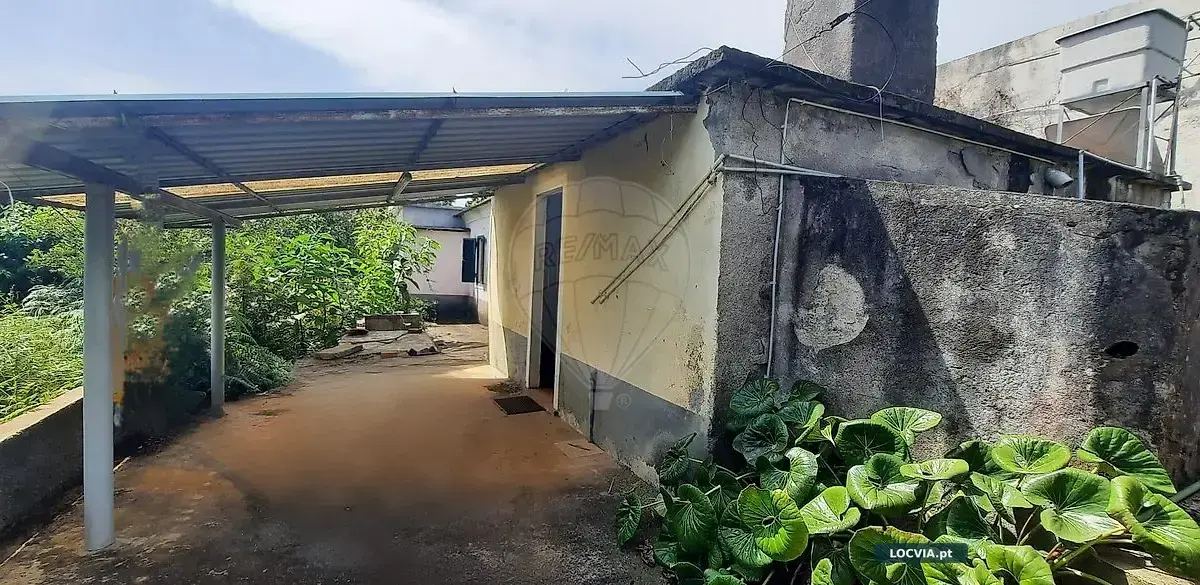 Moradia T3 à venda em São Jorge, Santana