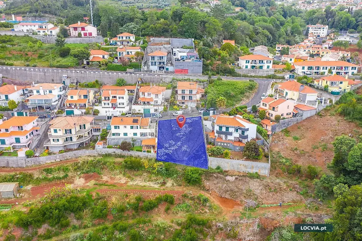 Terreno à venda em Camacha, Santa Cruz
