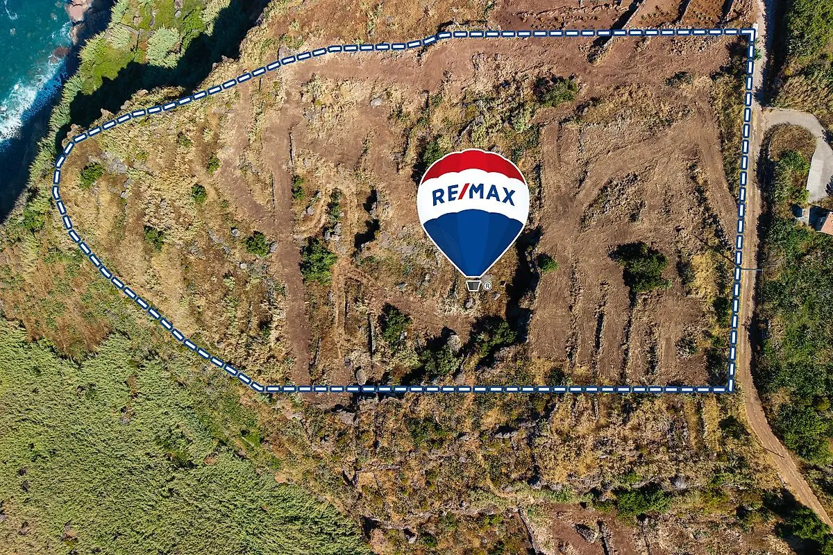 Terreno à venda em Fajã da Ovelha, Calheta (Madeira)