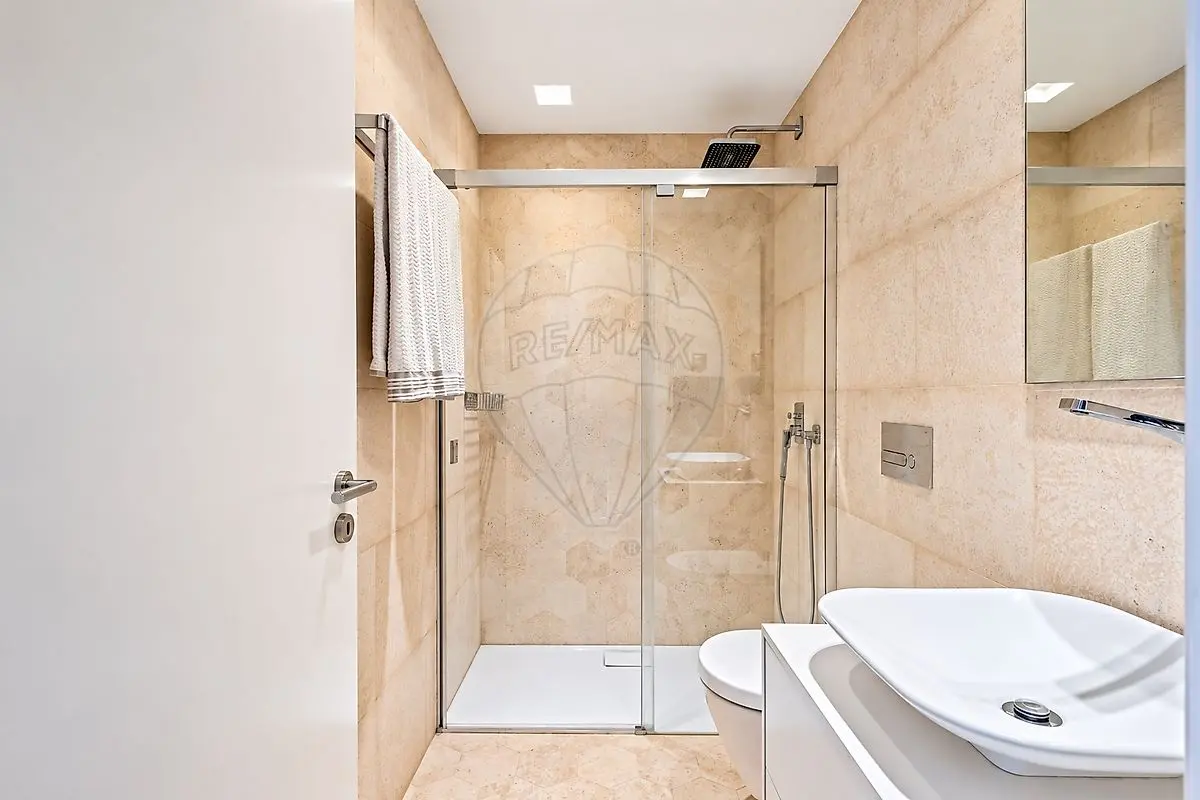 Apartamento T3 à venda em São Martinho, Funchal