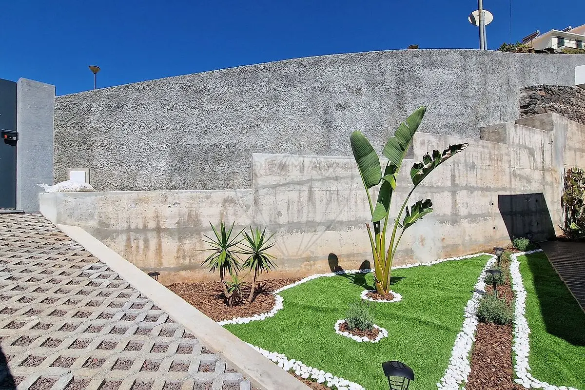 Moradia T3 para arrendar em Imaculado Coração Maria, Funchal