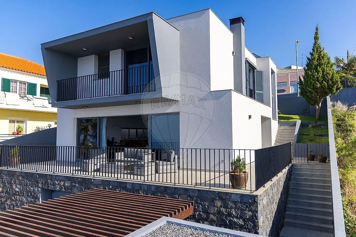Moradia T3 à venda em Quinta Grande, Câmara de Lobos