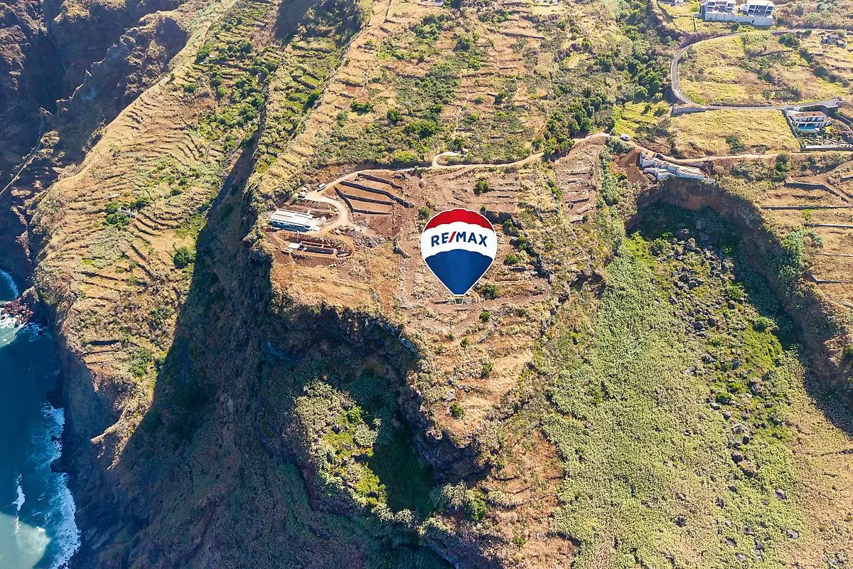 Terreno à venda em Fajã da Ovelha, Calheta (Madeira)
