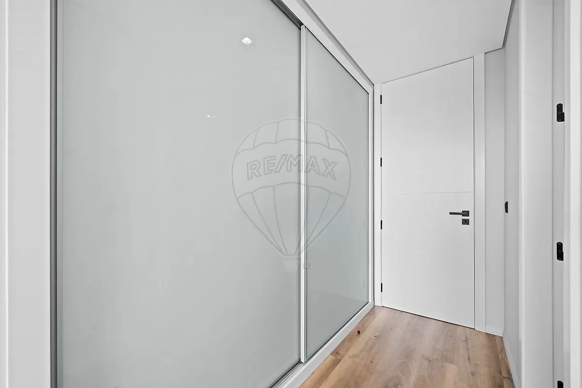 Apartamento T2 para arrendar em São Martinho, Funchal