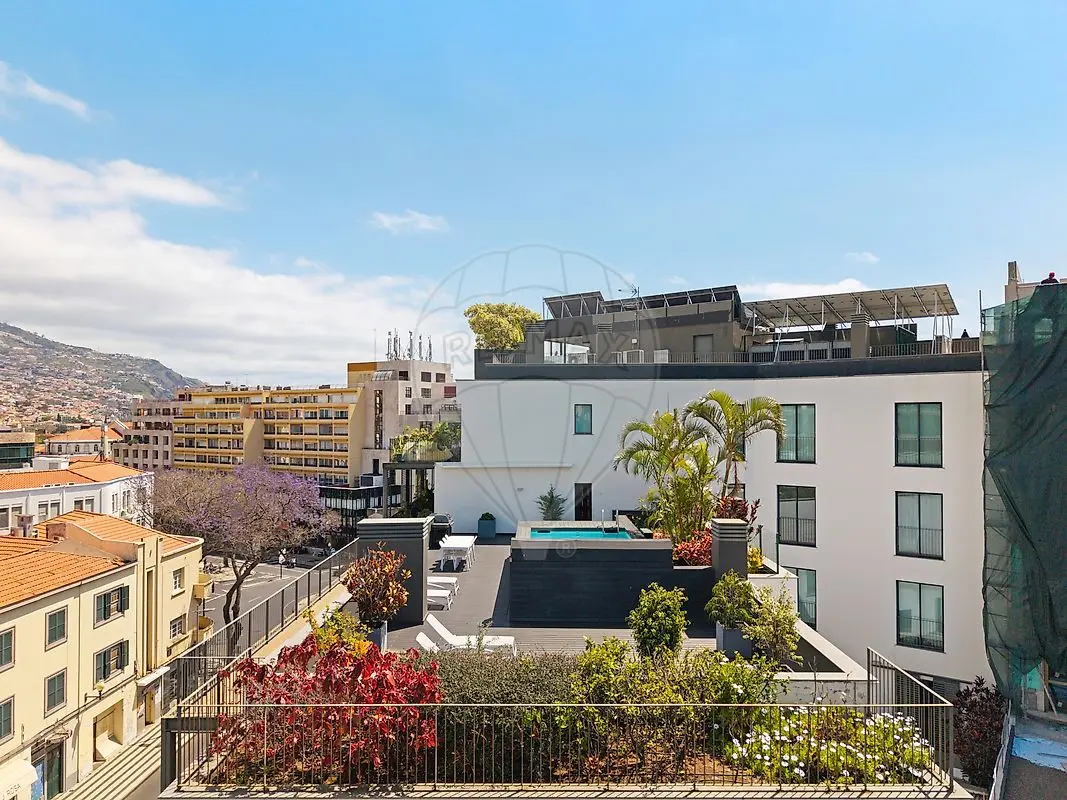 Apartamento T4 de luxo à venda em Sé, Funchal