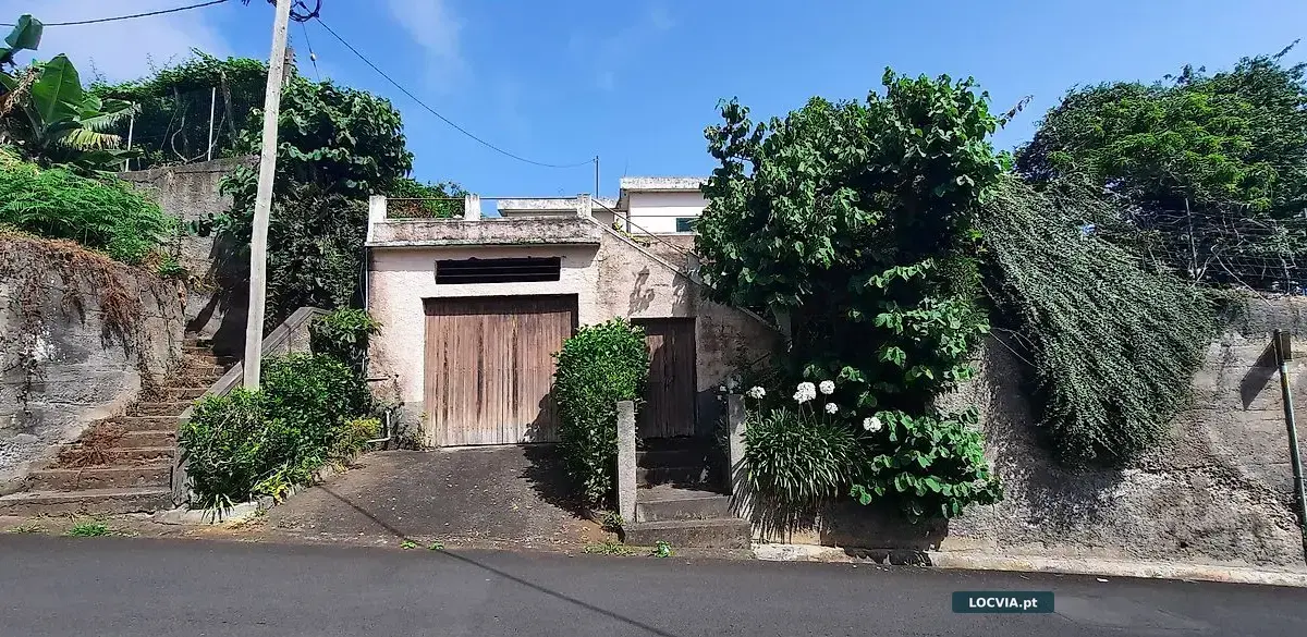 Moradia T3 à venda em São Jorge, Santana