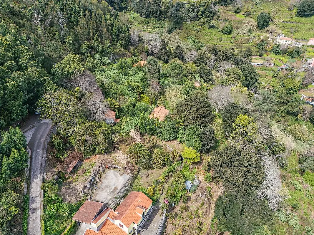 Moradia T6 à venda em Camacha, Santa Cruz