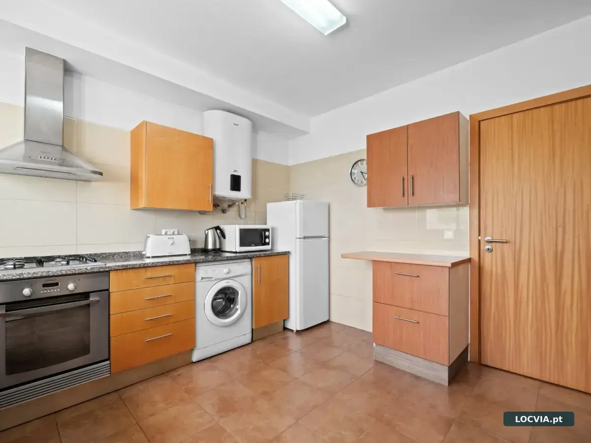 Moradia T4, Estreito da Calheta com vista mar.