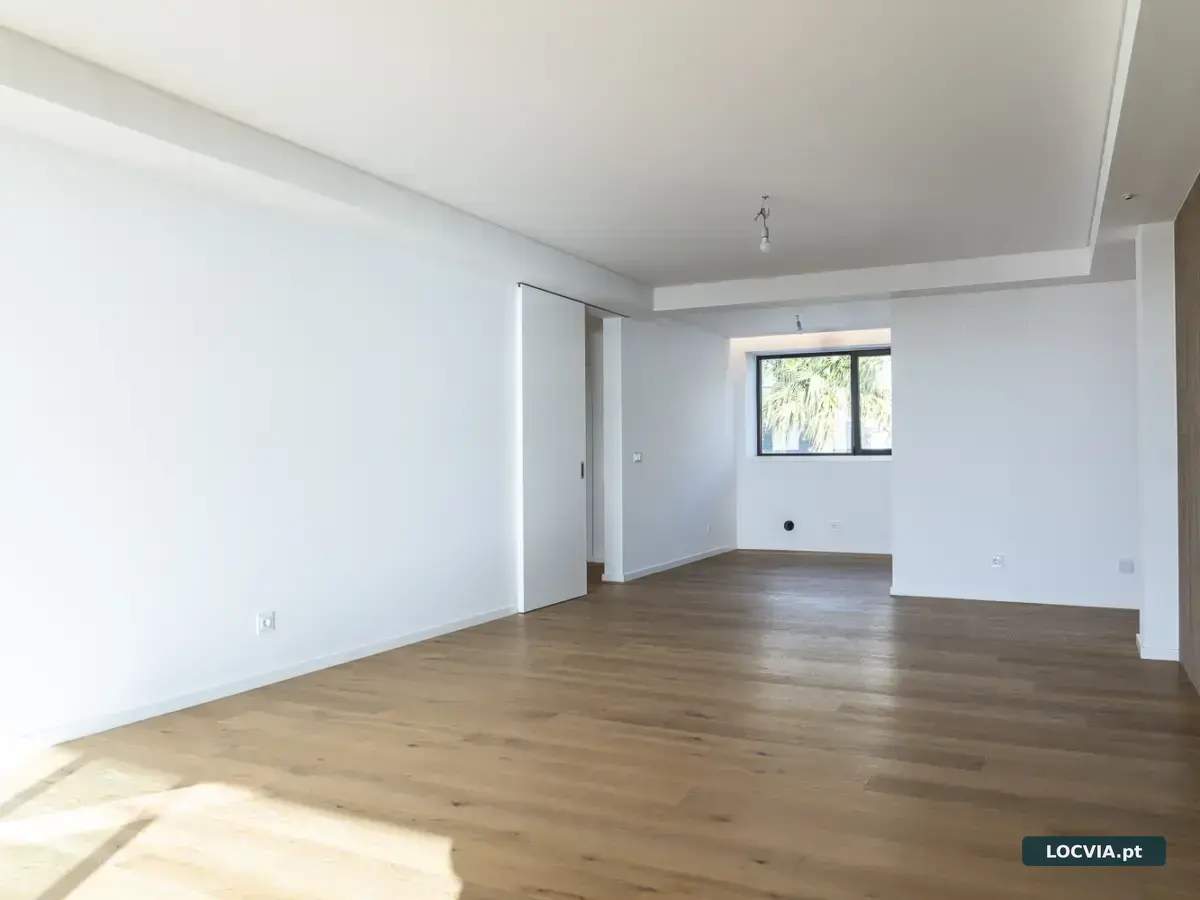 Apartamento T2 +1 com Terraço Privado, Jacuzzi e Vista Mar
