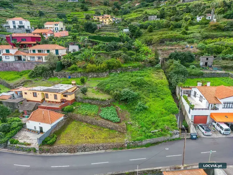 Terreno à venda em Machico