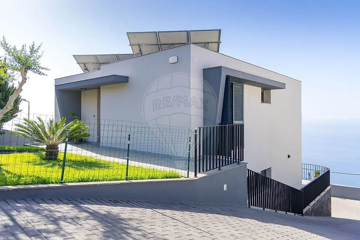 Moradia T3 à venda em Quinta Grande, Câmara de Lobos
