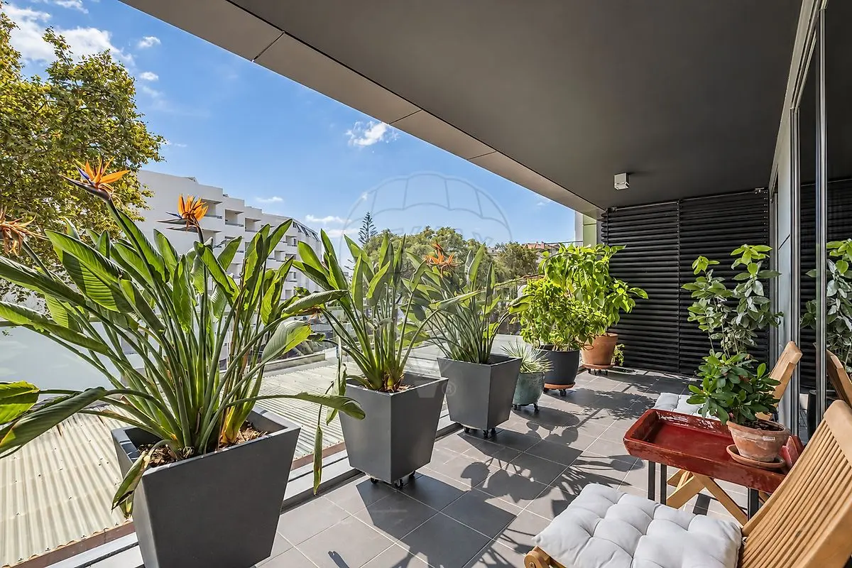 Apartamento T3 à venda em São Martinho, Funchal