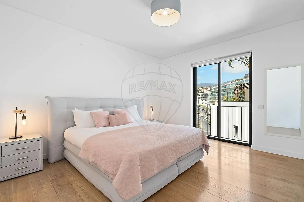 Apartamento T4 de luxo à venda em Sé, Funchal