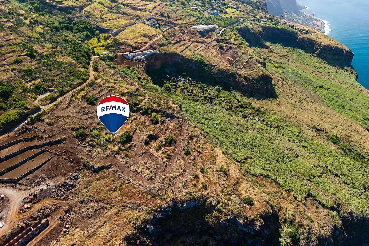 Terreno à venda em Fajã da Ovelha, Calheta (Madeira)
