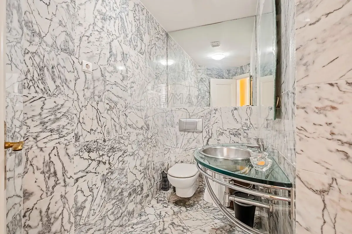 Apartamento T5 de luxo à venda em Santa Luzia, Funchal