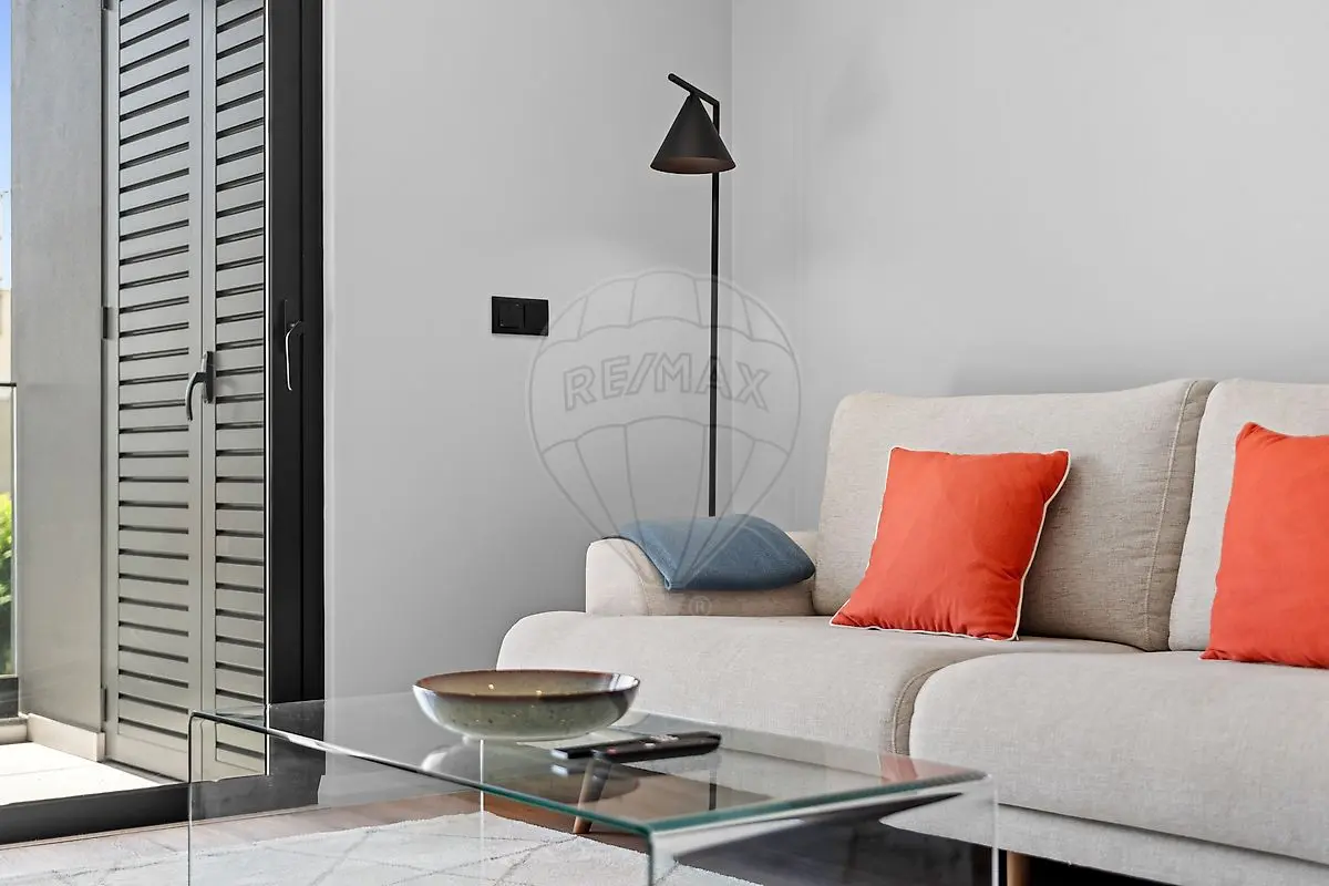Apartamento T2 para arrendar em São Martinho, Funchal