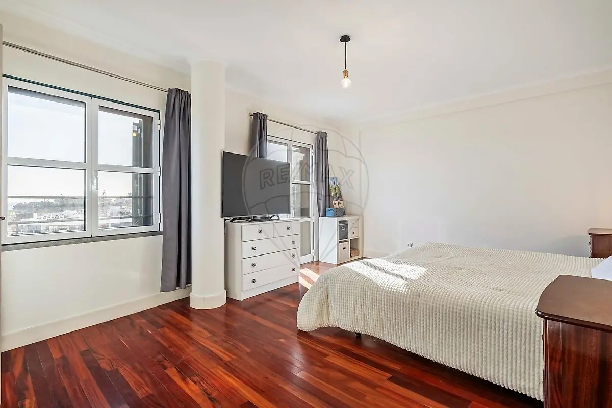 Apartamento T5 de luxo à venda em Santa Luzia, Funchal