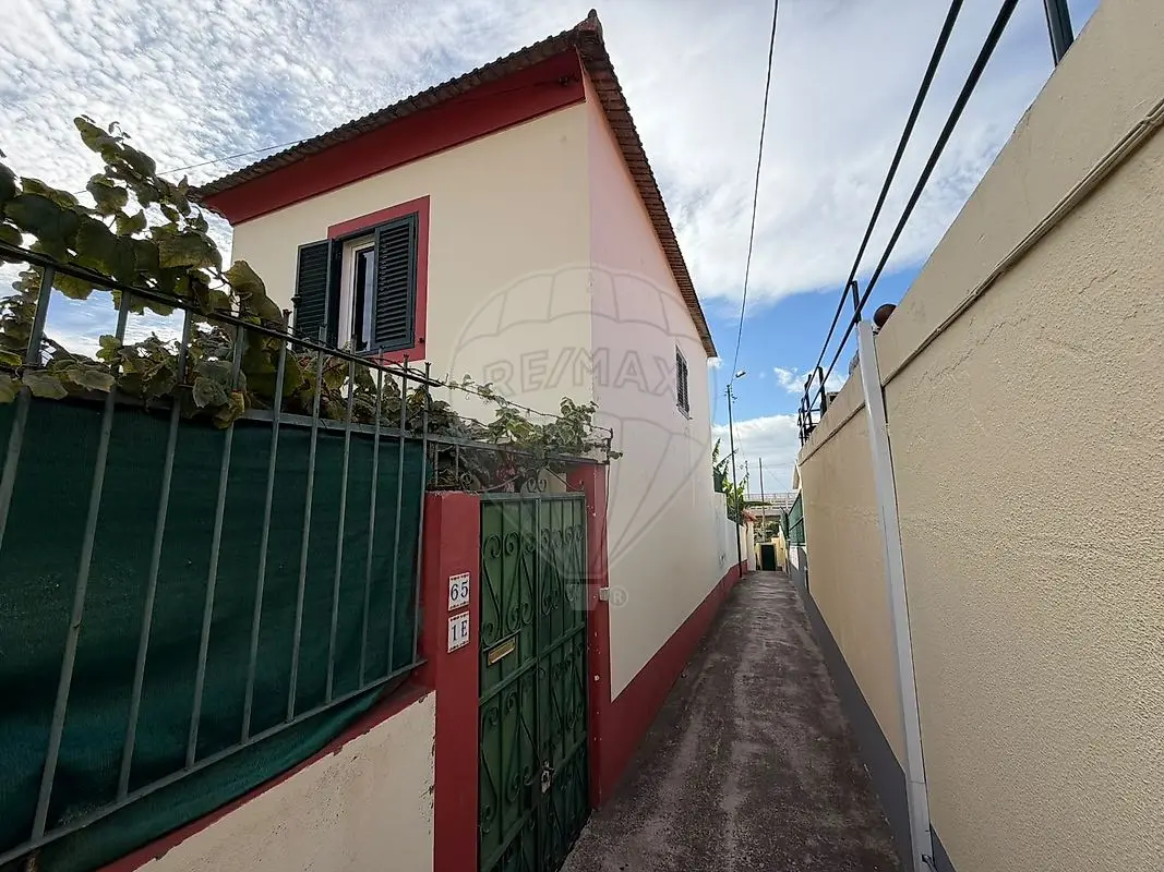 Moradia T2 à venda em São Martinho, Funchal