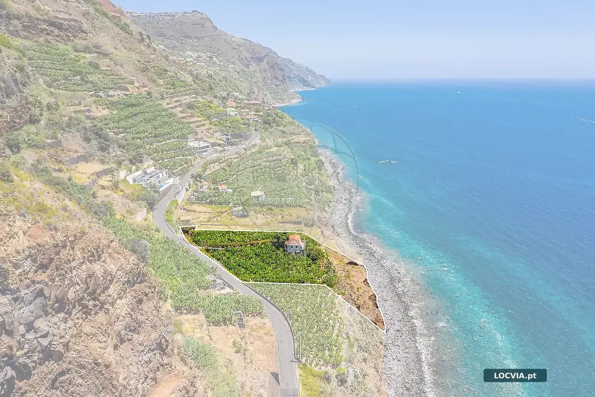 Moradia T5 à venda em Arco da Calheta, Calheta (Madeira)