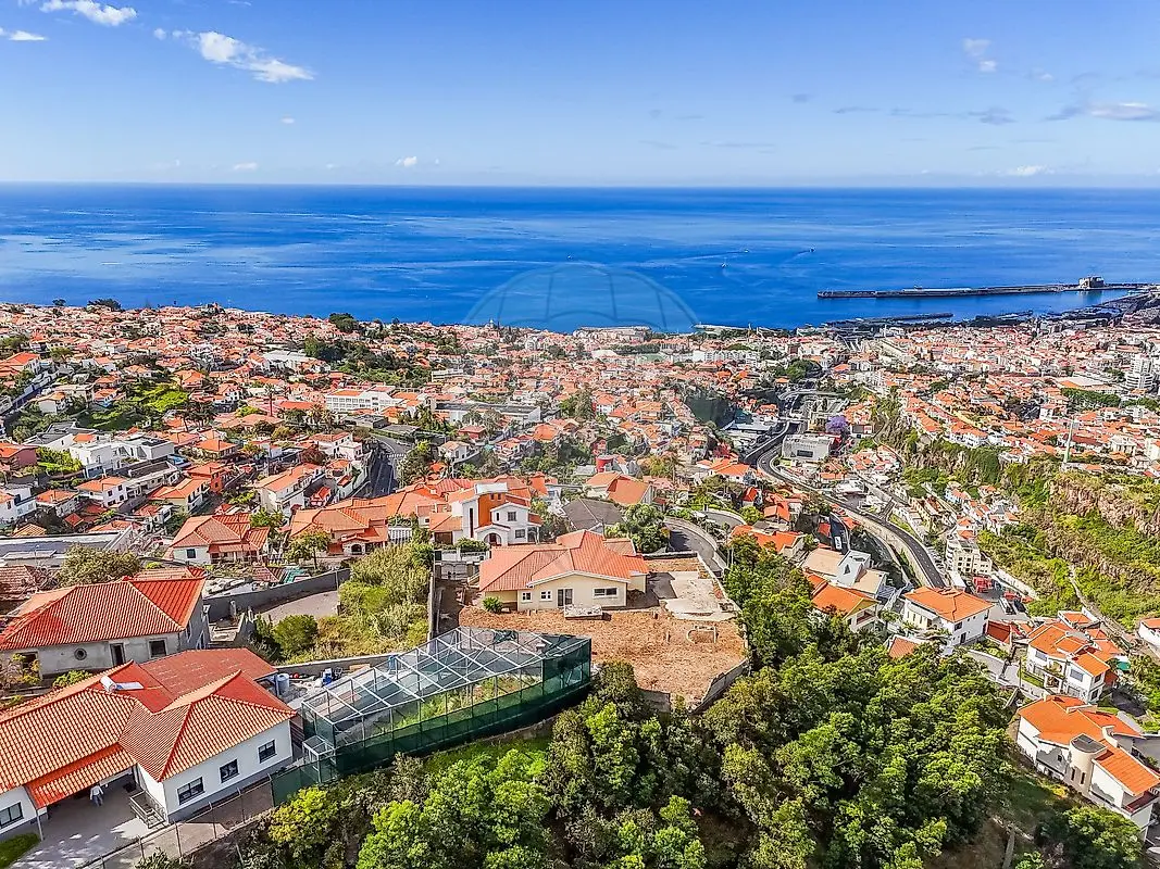 Moradia T3 à venda em Santa Maria Maior, Funchal
