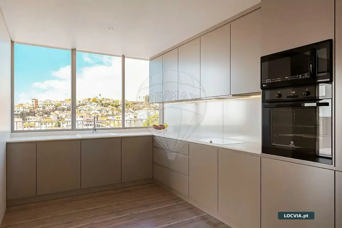 Apartamento T2 à venda em Santa Luzia, Funchal