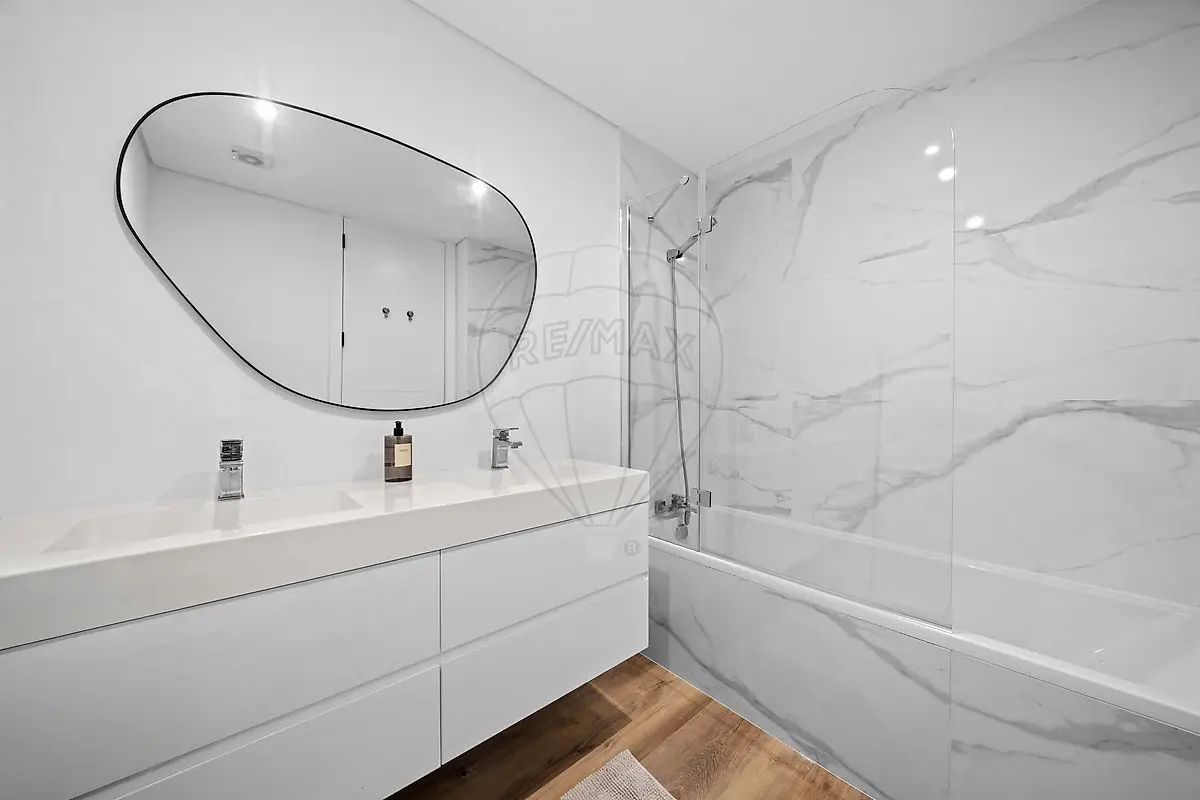 Apartamento T2 para arrendar em São Martinho, Funchal