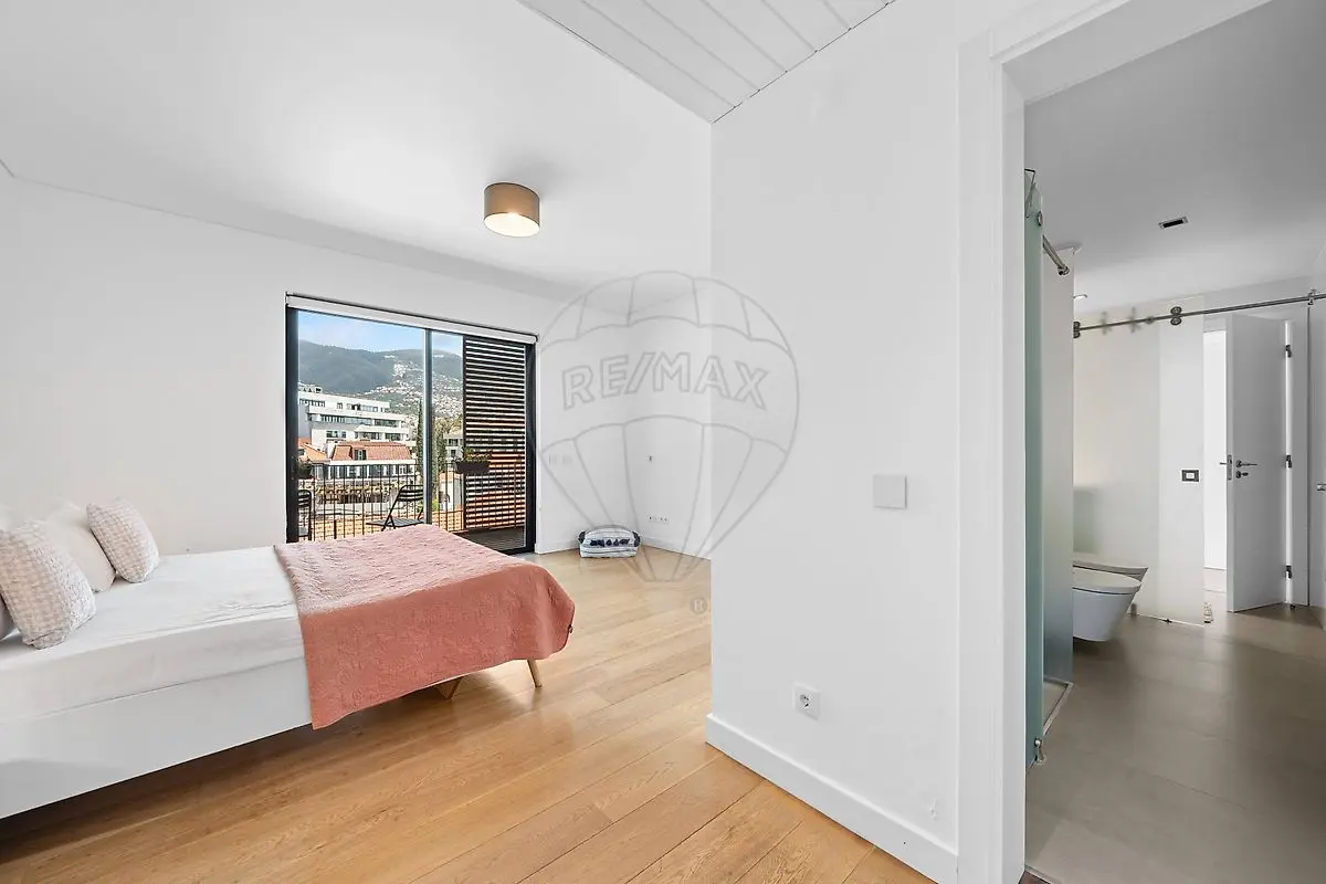 Apartamento T4 de luxo à venda em Sé, Funchal